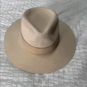 Beige Wide-Brim Fedora Hat